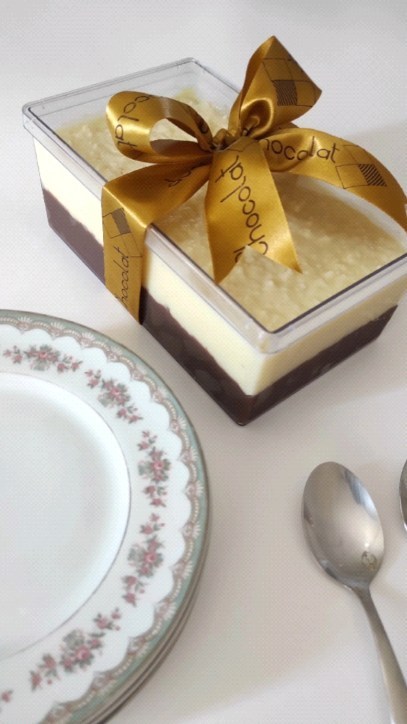 Brigadeiro de cacau com creme de côco