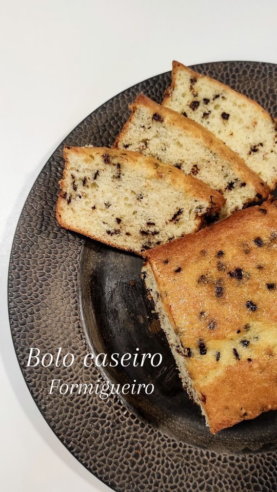 Caixa com chocolates de cacau e côco